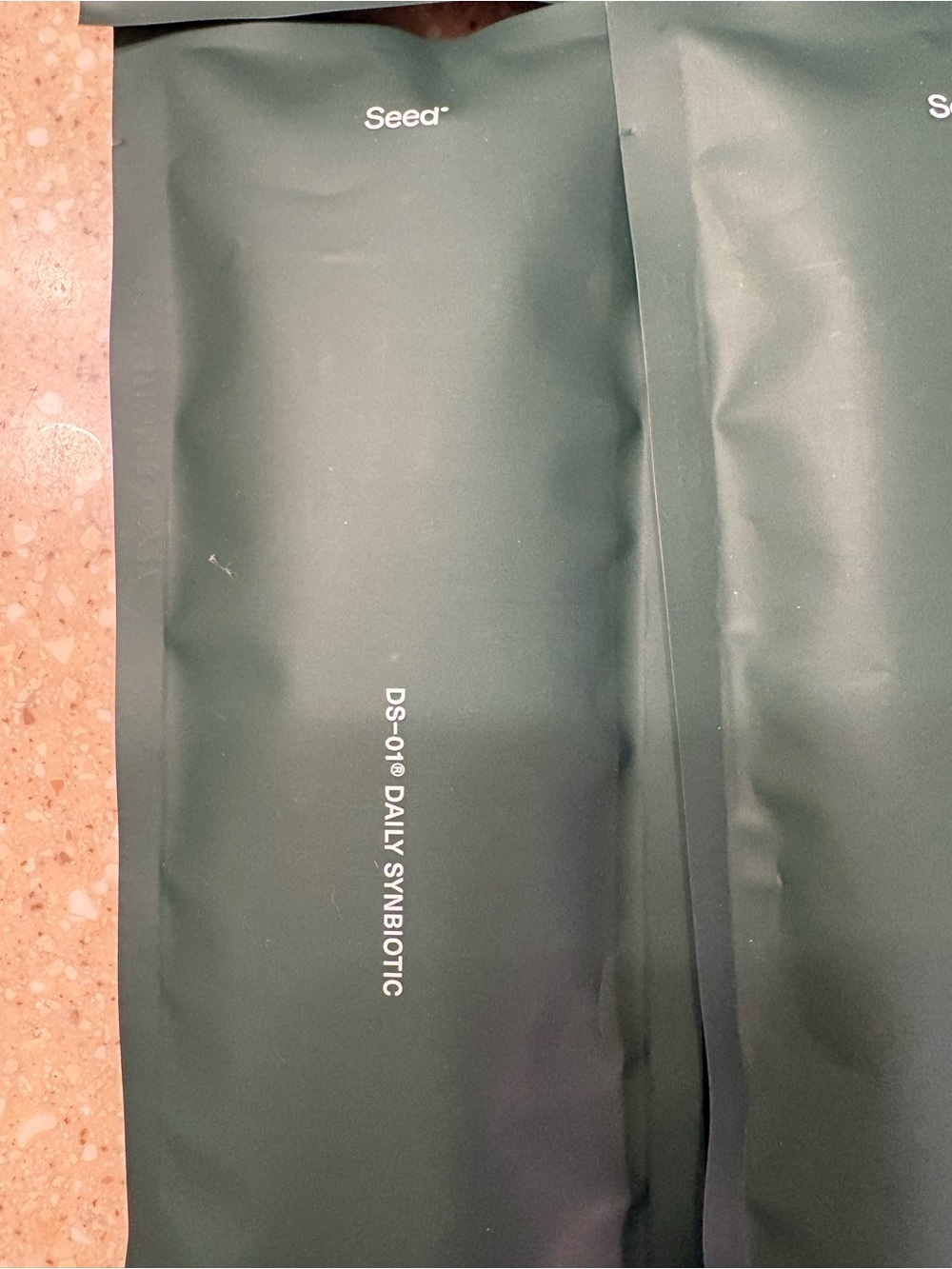Seed Daily Synbiotic Sachets - Dark Green - Picture 2 of 7